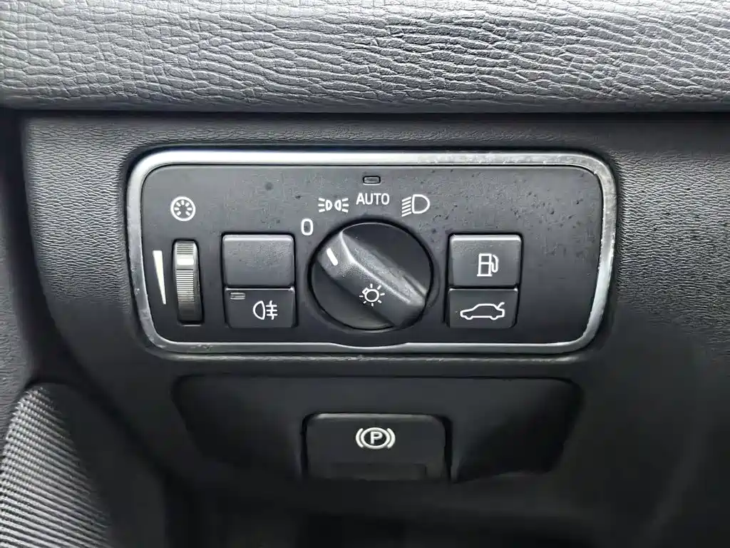 Volvo XC60 — миниатюра 21