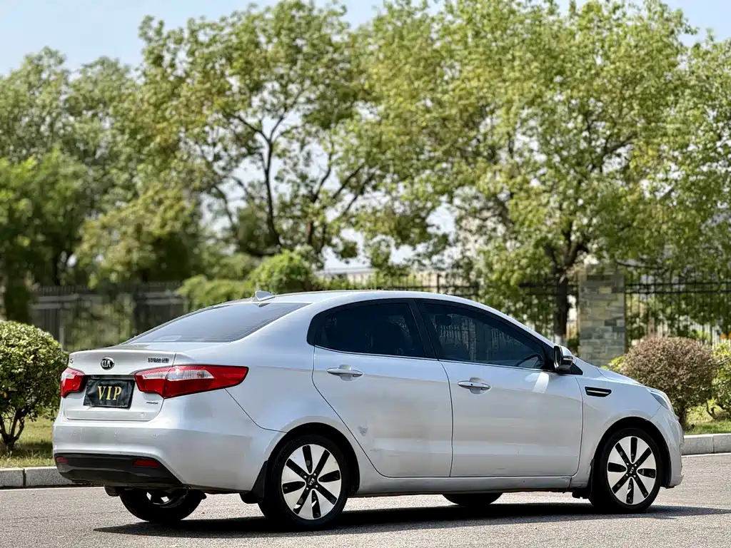 Kia K2 — миниатюра 7