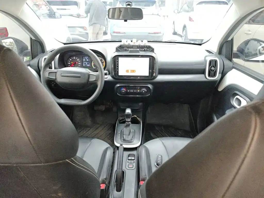 Roewe Clever — миниатюра 10