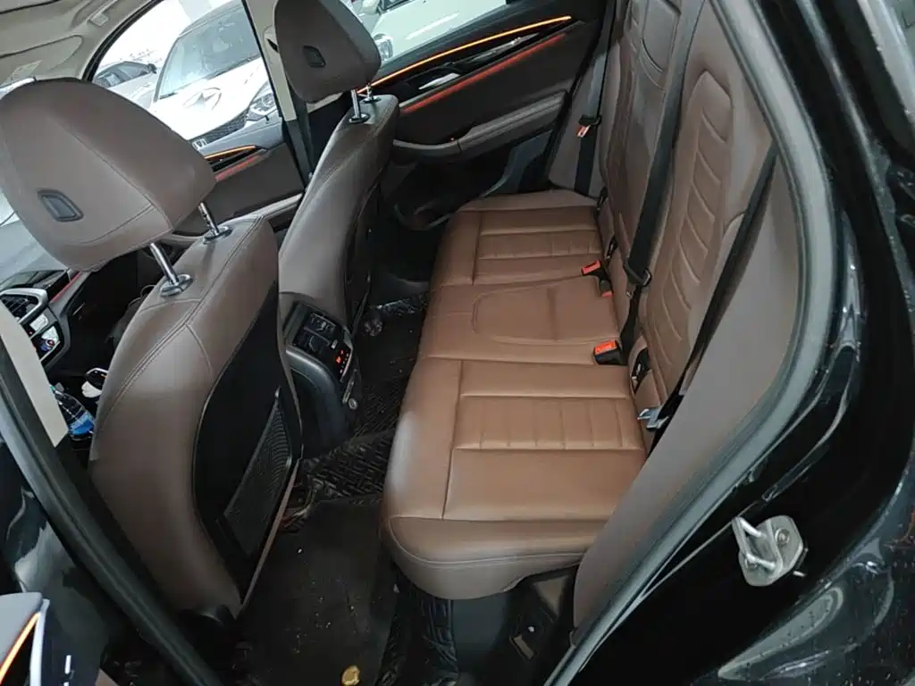 BMW X3 — миниатюра 17
