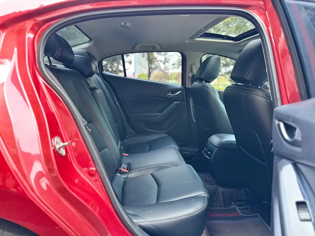 Mazda 3 Axela — миниатюра 12