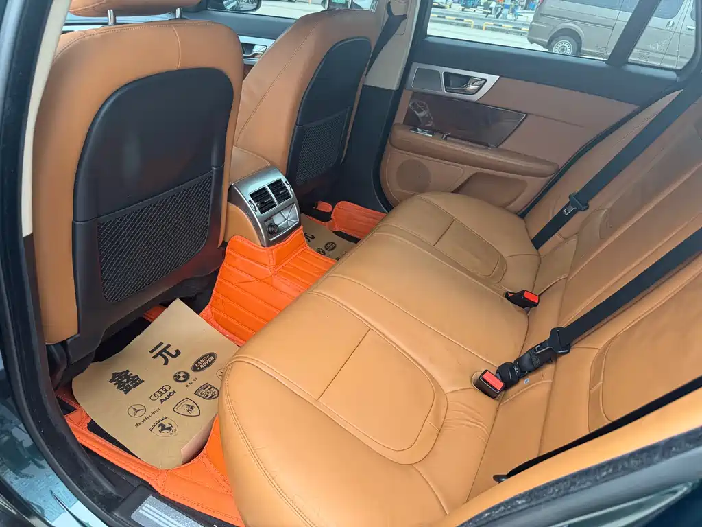 Jaguar XF 2015 XF 2.0T Sportbrake Luxury