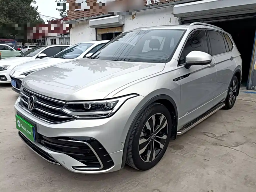 Volkswagen Tiguan L — миниатюра 2