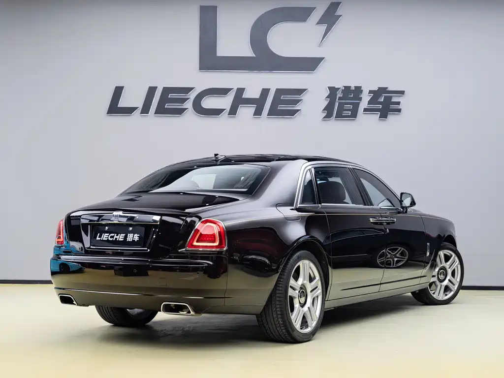 Rolls-Royce Ghost — миниатюра 3