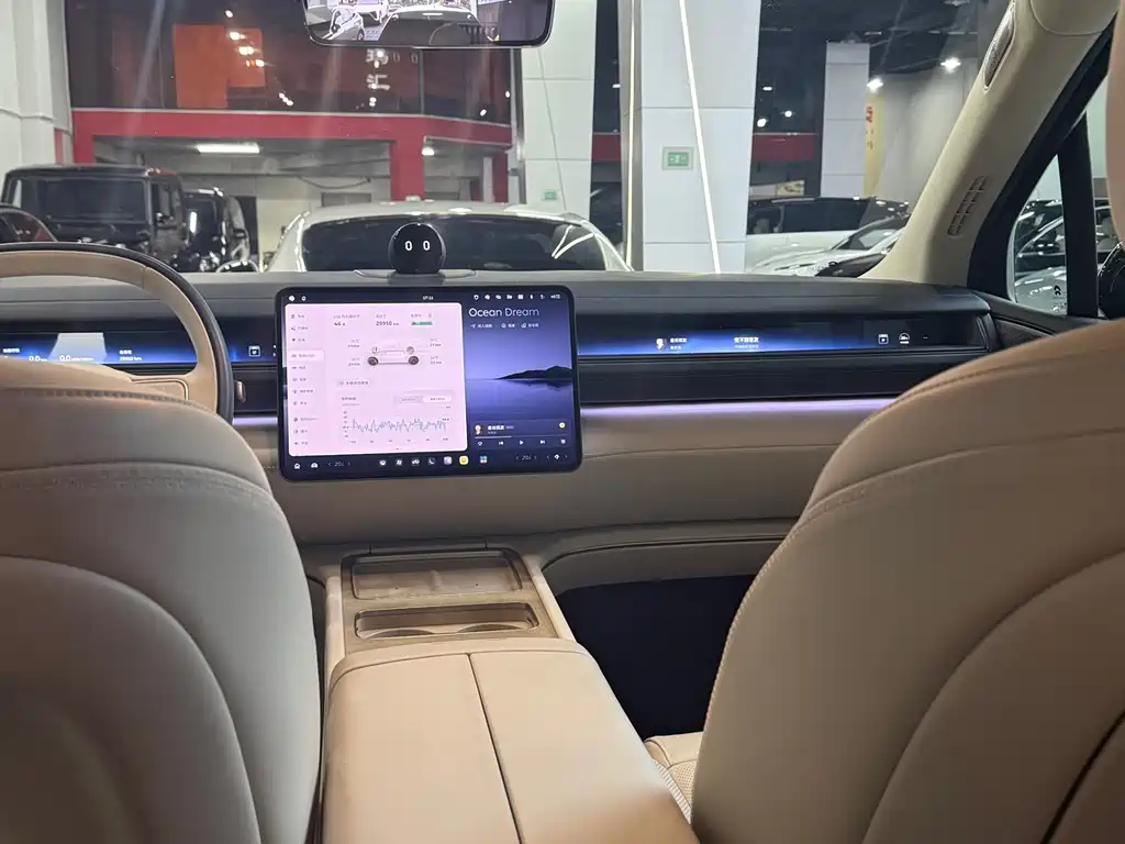 NIO ES8 — миниатюра 15