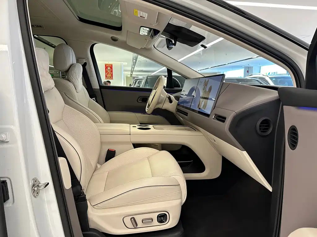 Li Auto Li i8 — миниатюра 12