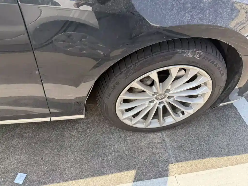 Audi A8 — миниатюра 12