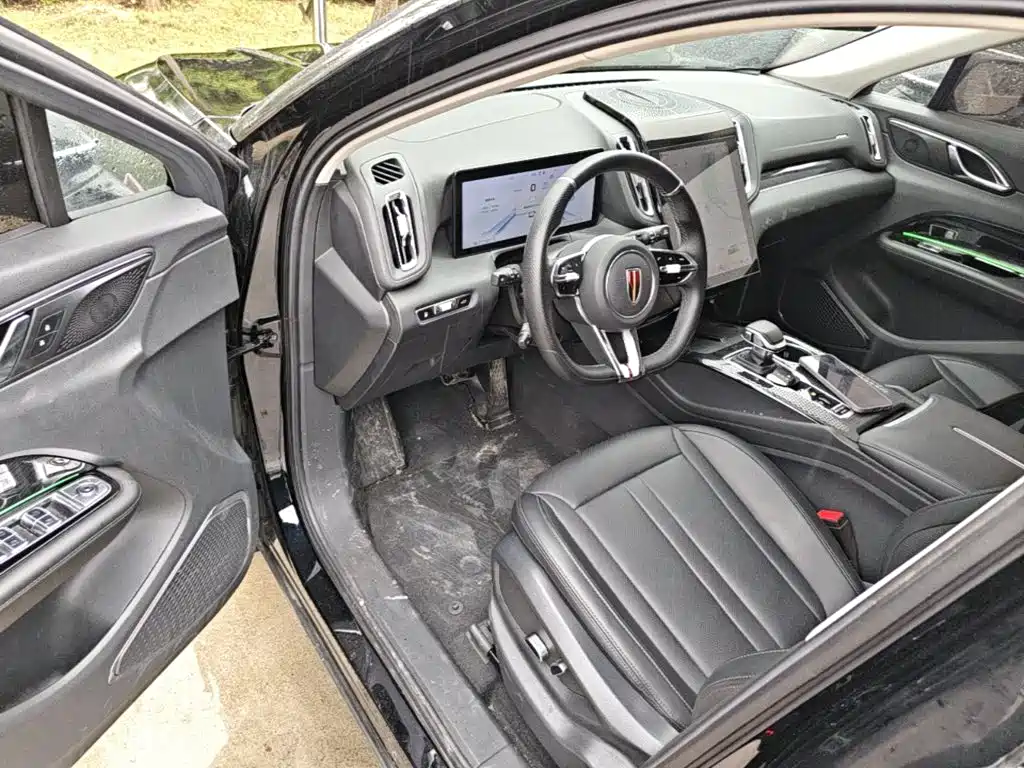 Hongqi Hongqi HS3 PHEV — миниатюра 16