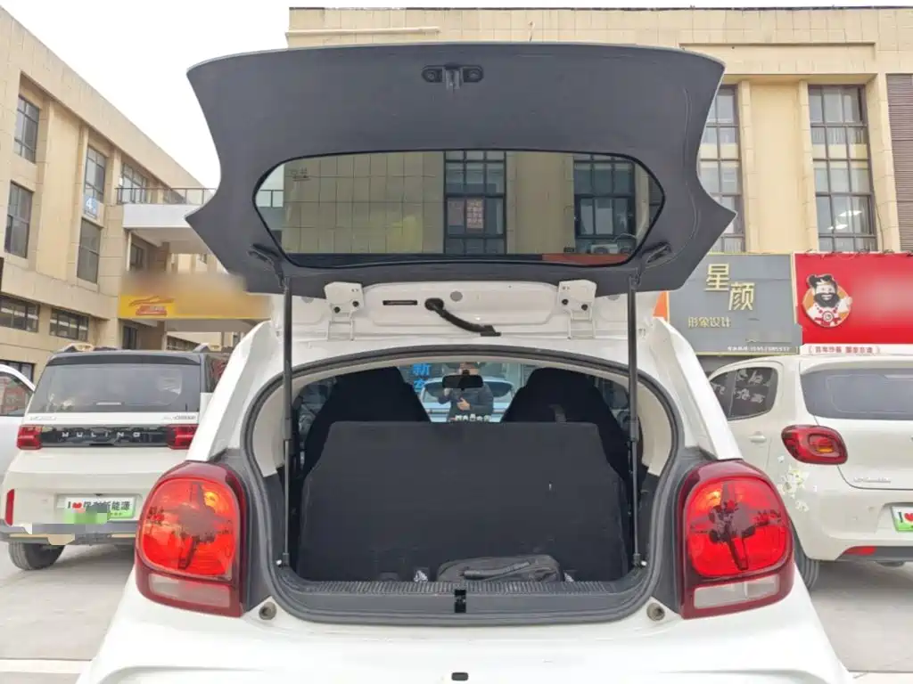 Roewe Clever — миниатюра 19