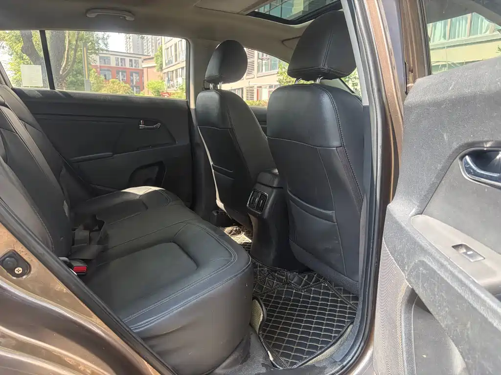 Kia Sportage — миниатюра 11