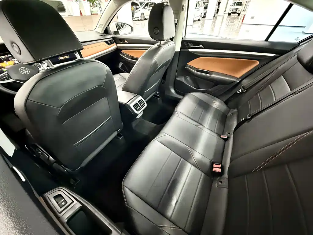 Volkswagen Bora — миниатюра 8