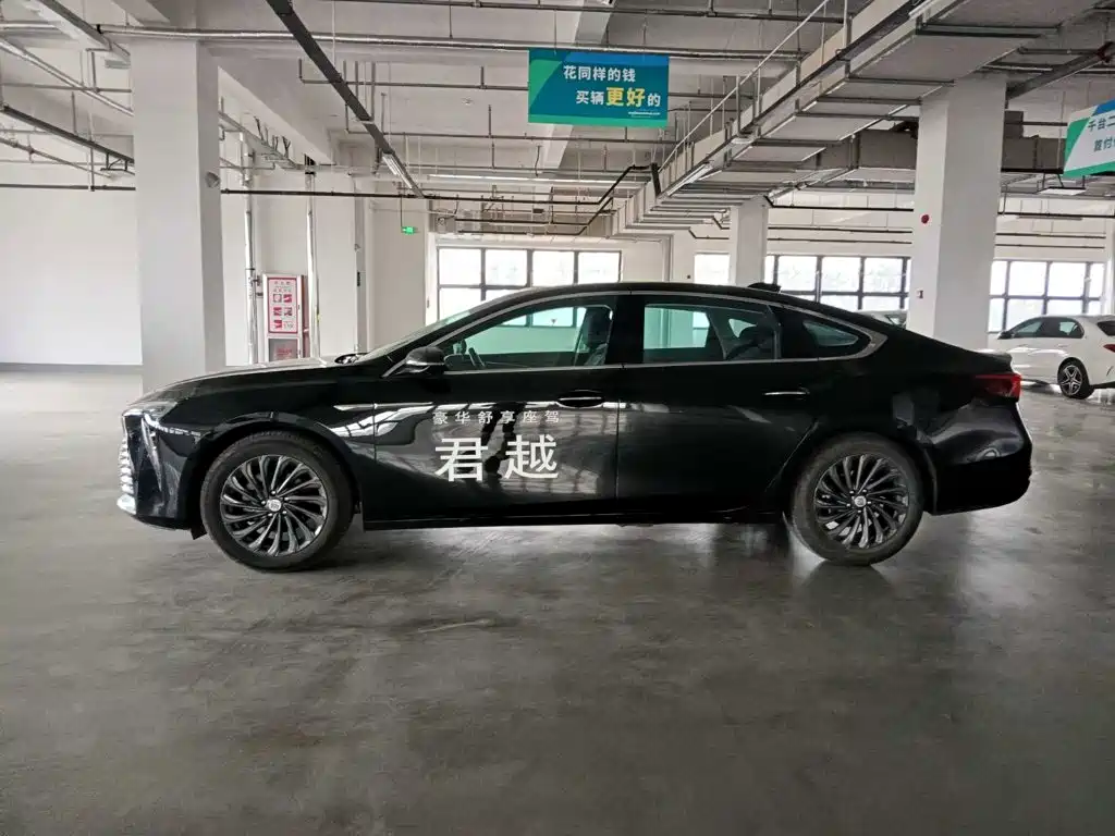 Buick LaCrosse — миниатюра 3