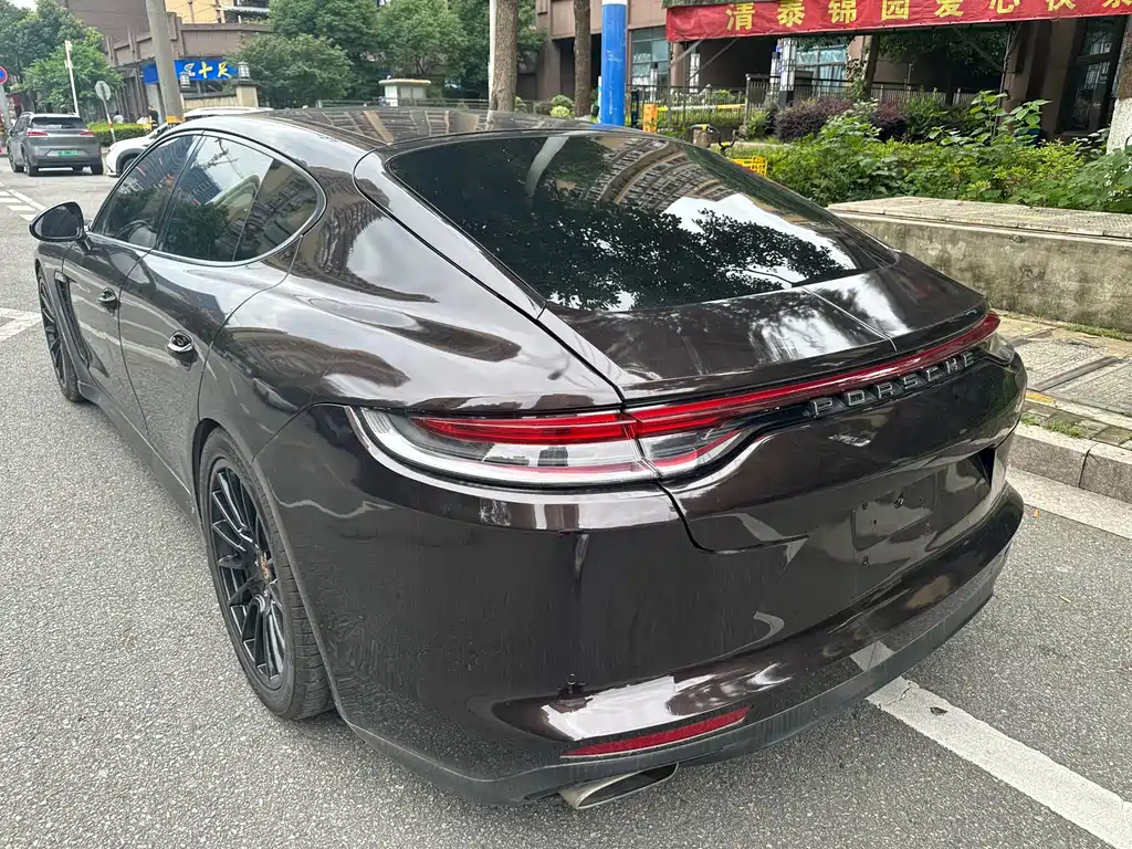 Porsche Panamera 2010 Panamera 4 3.6L