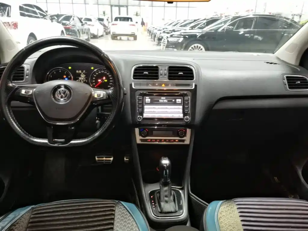 Volkswagen Polo — миниатюра 10