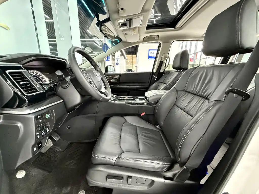 Honda Elysion — миниатюра 14