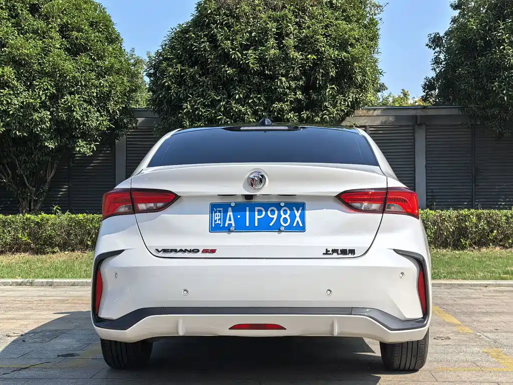 Buick Verano — миниатюра 4