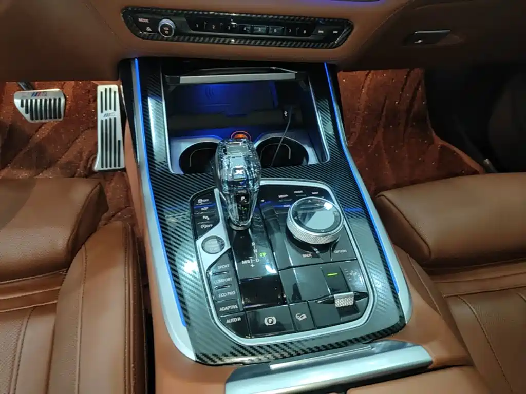 BMW X7 — миниатюра 14