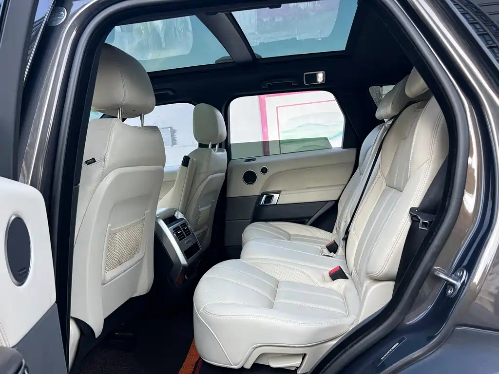 Land Rover Sport — миниатюра 10