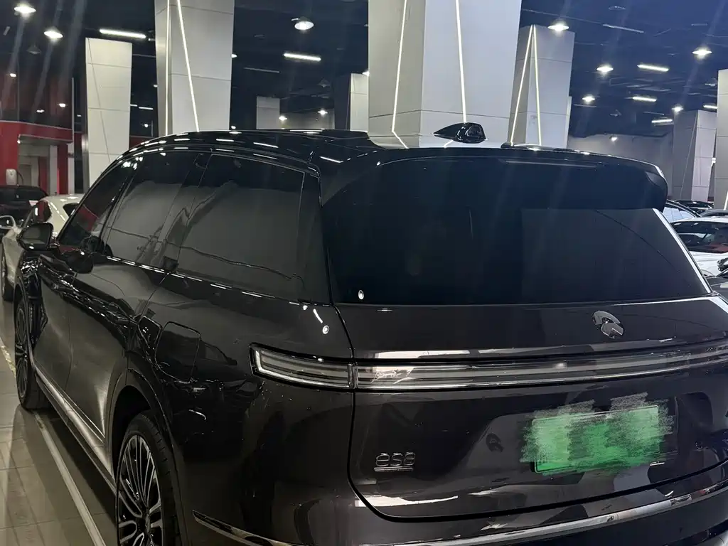 NIO ES8 — миниатюра 4
