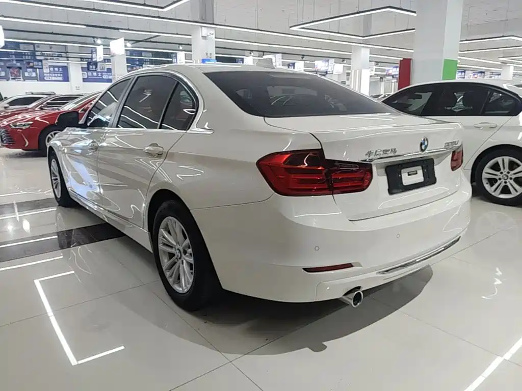 BMW 3 Series — миниатюра 5