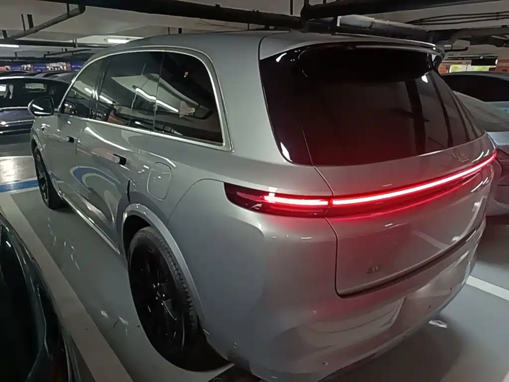Li Auto Li L8 — миниатюра 5