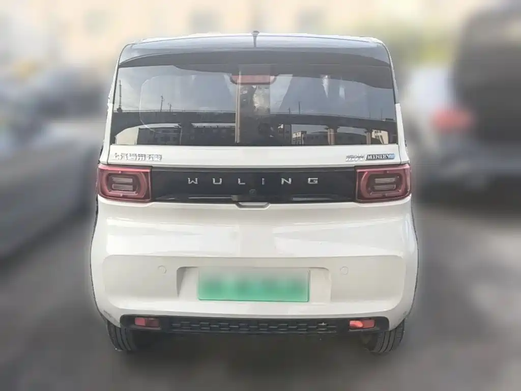 Wuling MINIEV — миниатюра 8