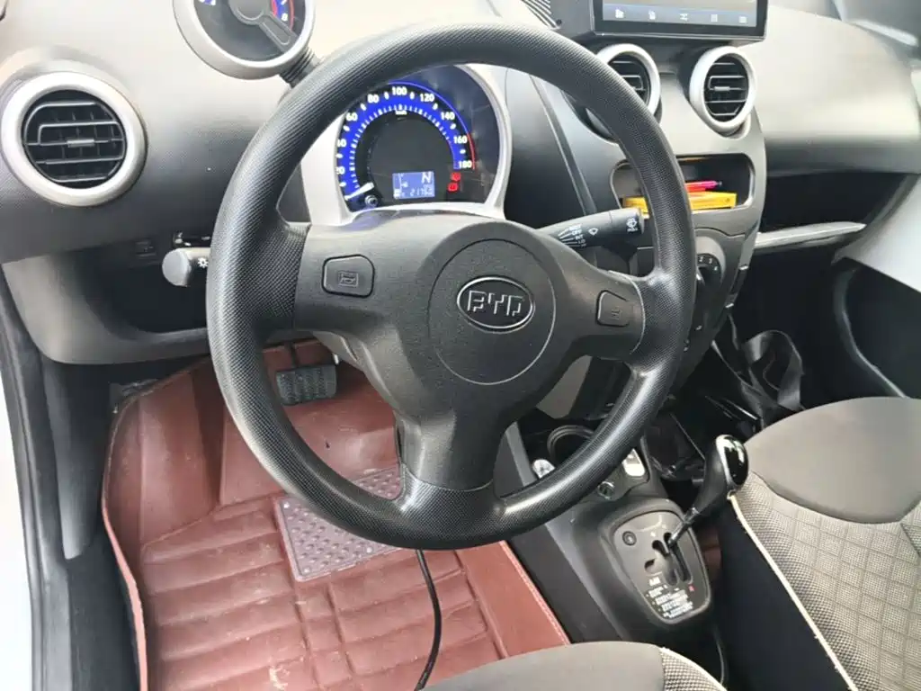 BYD F0 — миниатюра 11