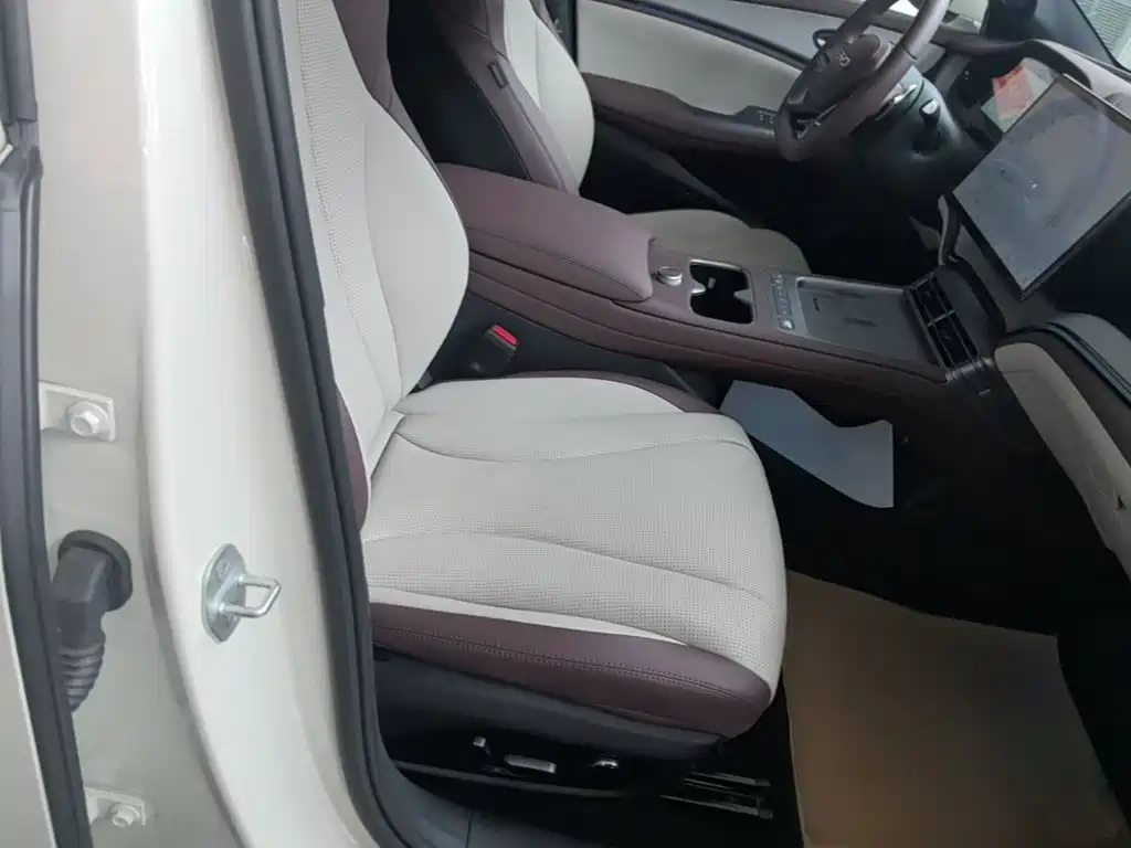 BYD Seal 07 DM-i — миниатюра 25