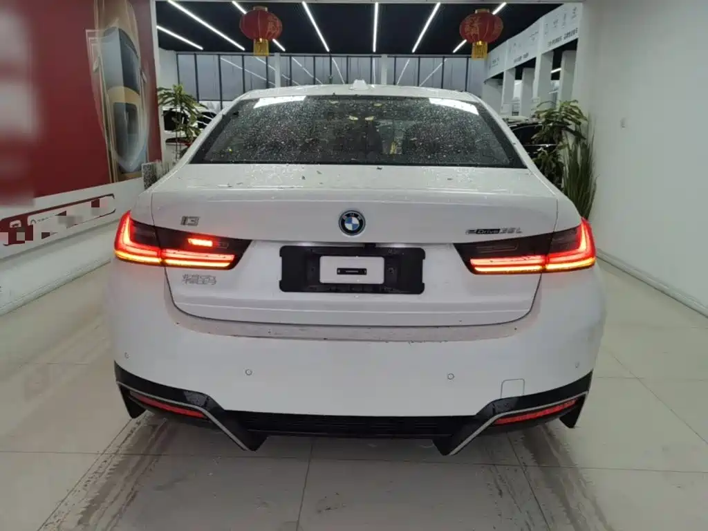 BMW i3 — миниатюра 6