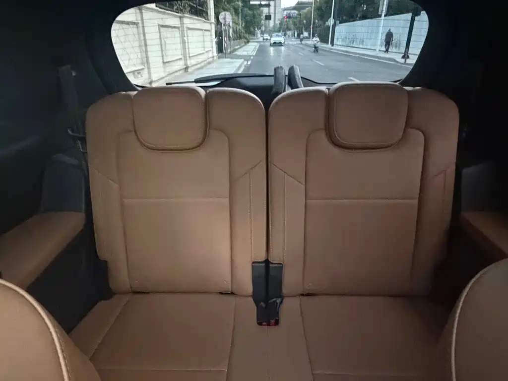 Li Auto Li ONE — миниатюра 8