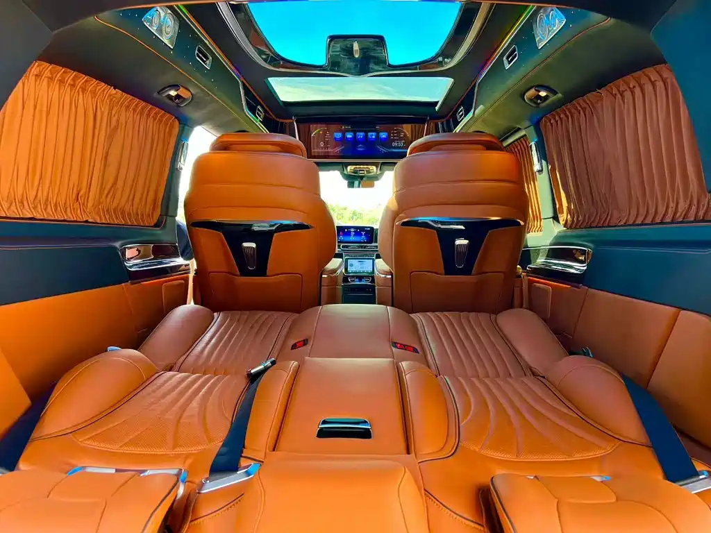 Mercedes-Benz V-Class — миниатюра 7