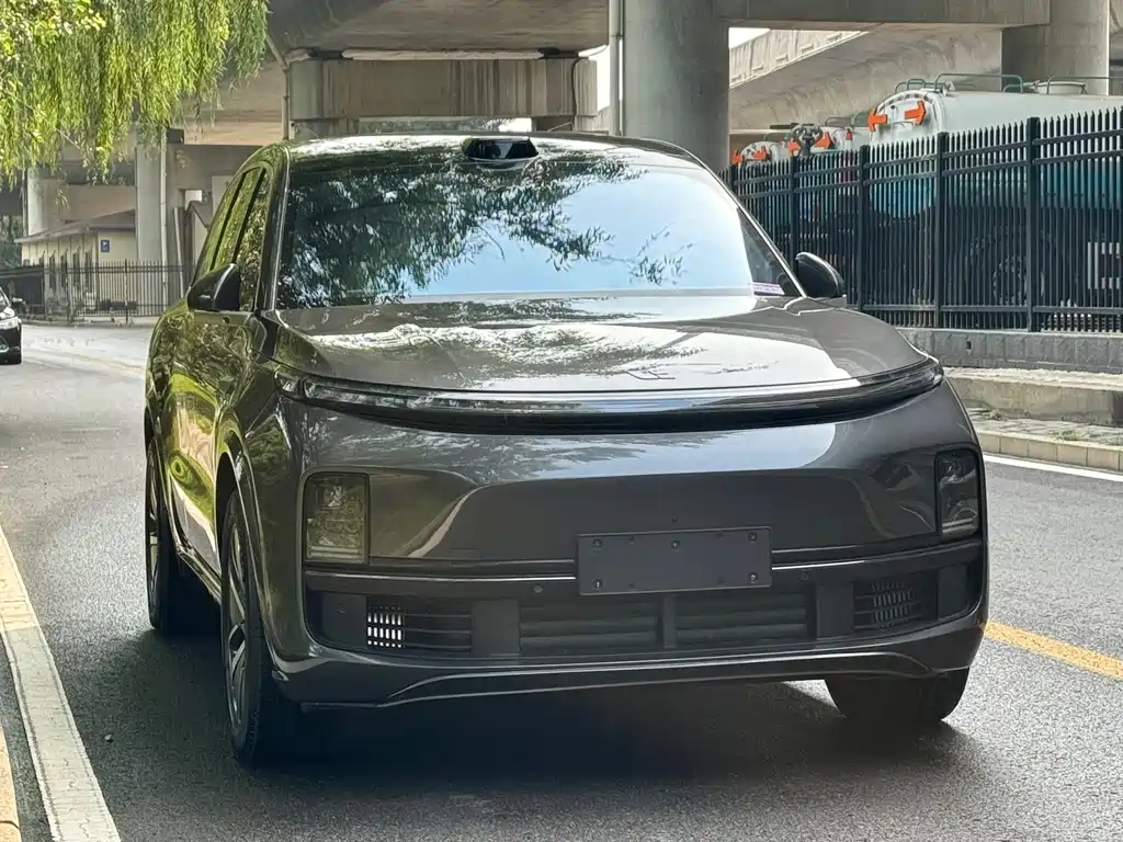 Li Auto Li L8 — миниатюра 3