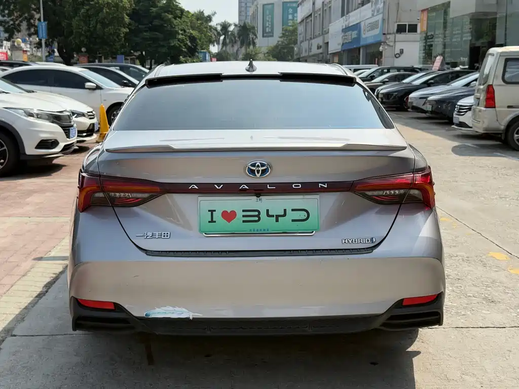 Toyota Avalon — миниатюра 11