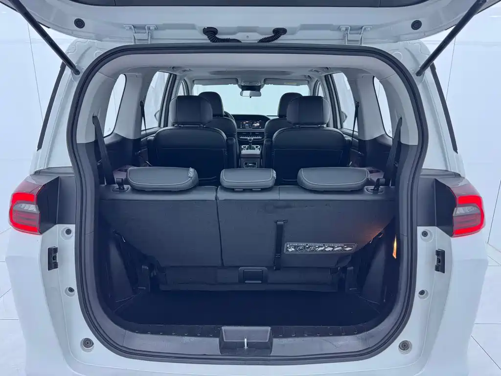 GAC Motor Trumpchi M6 — миниатюра 15