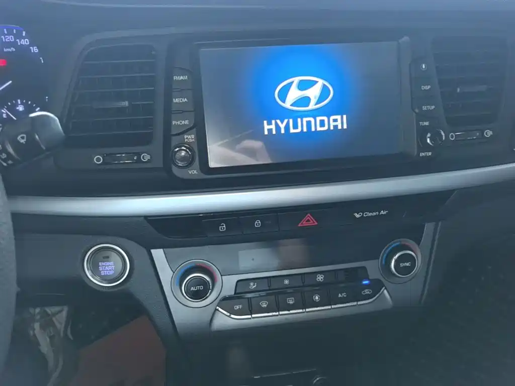 Hyundai Mistra — миниатюра 13
