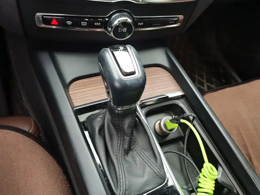 Volvo XC60 — миниатюра 7