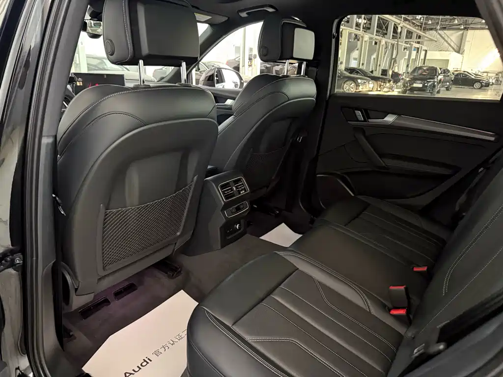 Audi Q5L — миниатюра 7