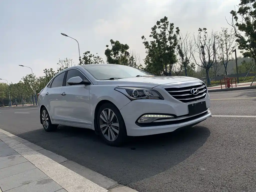 Hyundai Mistra — миниатюра 5