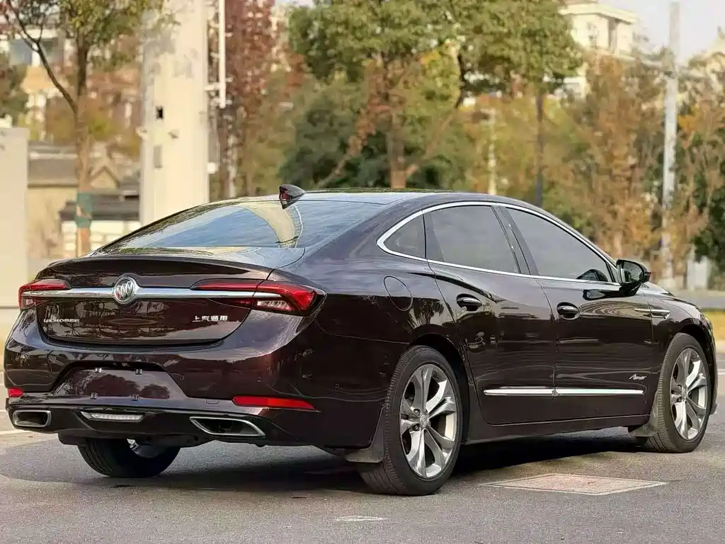 Buick LaCrosse 2021 Avenir
