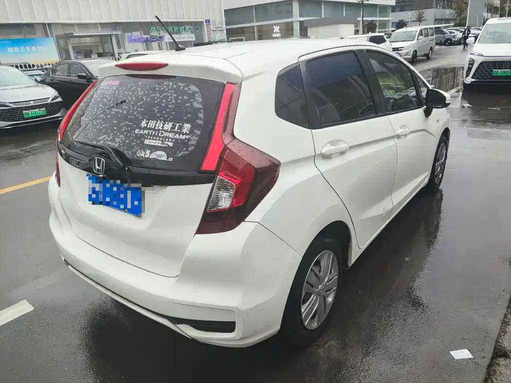 Honda Fit — миниатюра 3