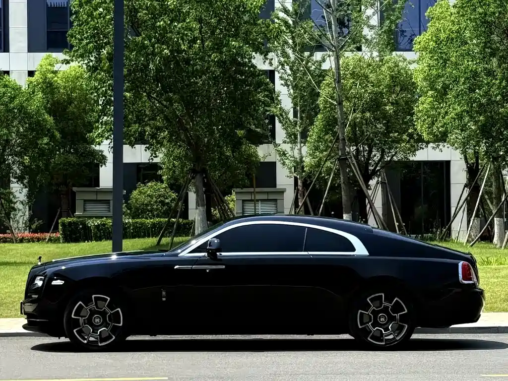 Rolls-Royce Wraith — миниатюра 3