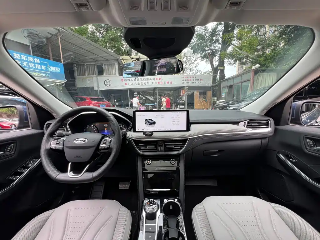 Ford Escape — миниатюра 15