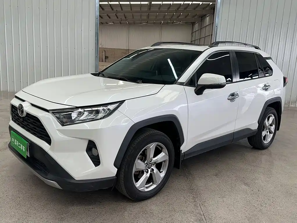 Toyota RAV4 — миниатюра 3