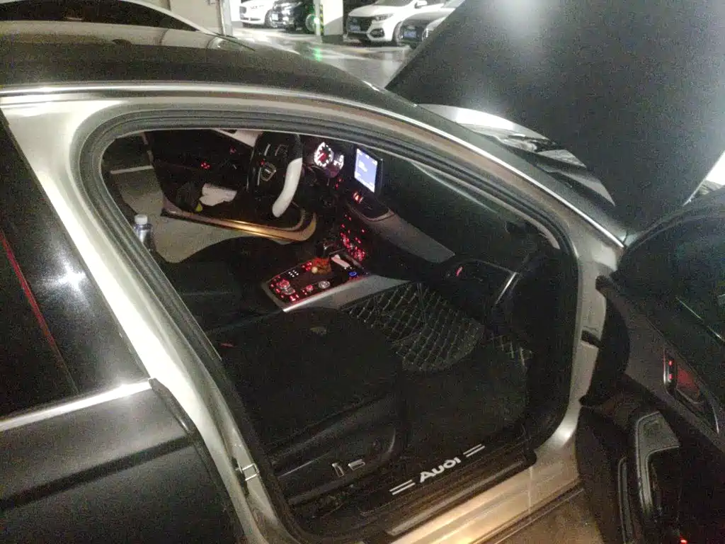 Audi A6L — миниатюра 18