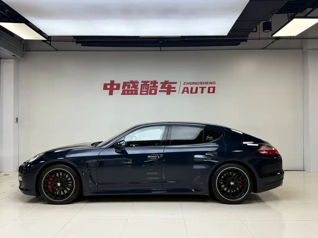 Porsche Panamera 2010 Panamera Turbo 4.8T