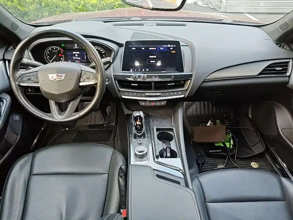 Cadillac CT5 — миниатюра 10
