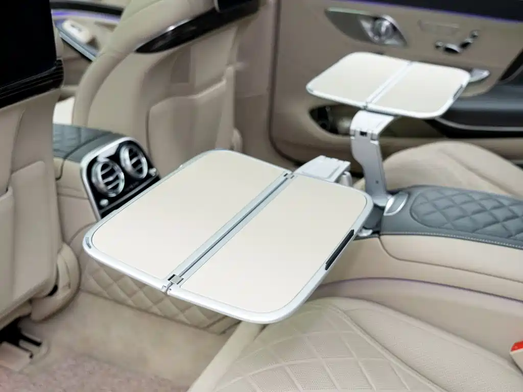 Mercedes-Benz S-Class — миниатюра 13