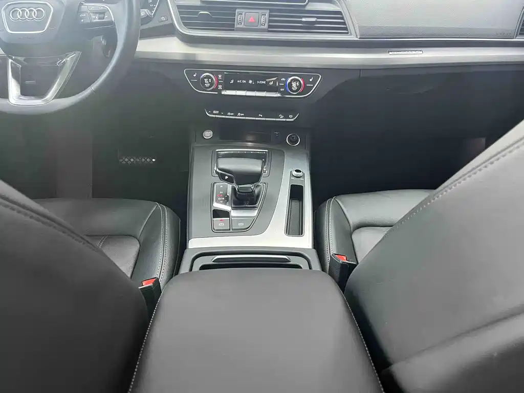 Audi Q5L — миниатюра 20