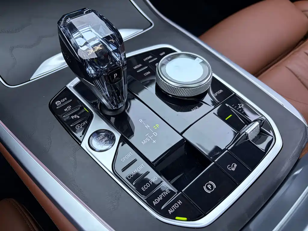 BMW X7 — миниатюра 27