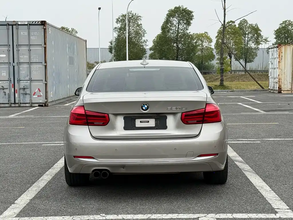 BMW 3 Series — миниатюра 5
